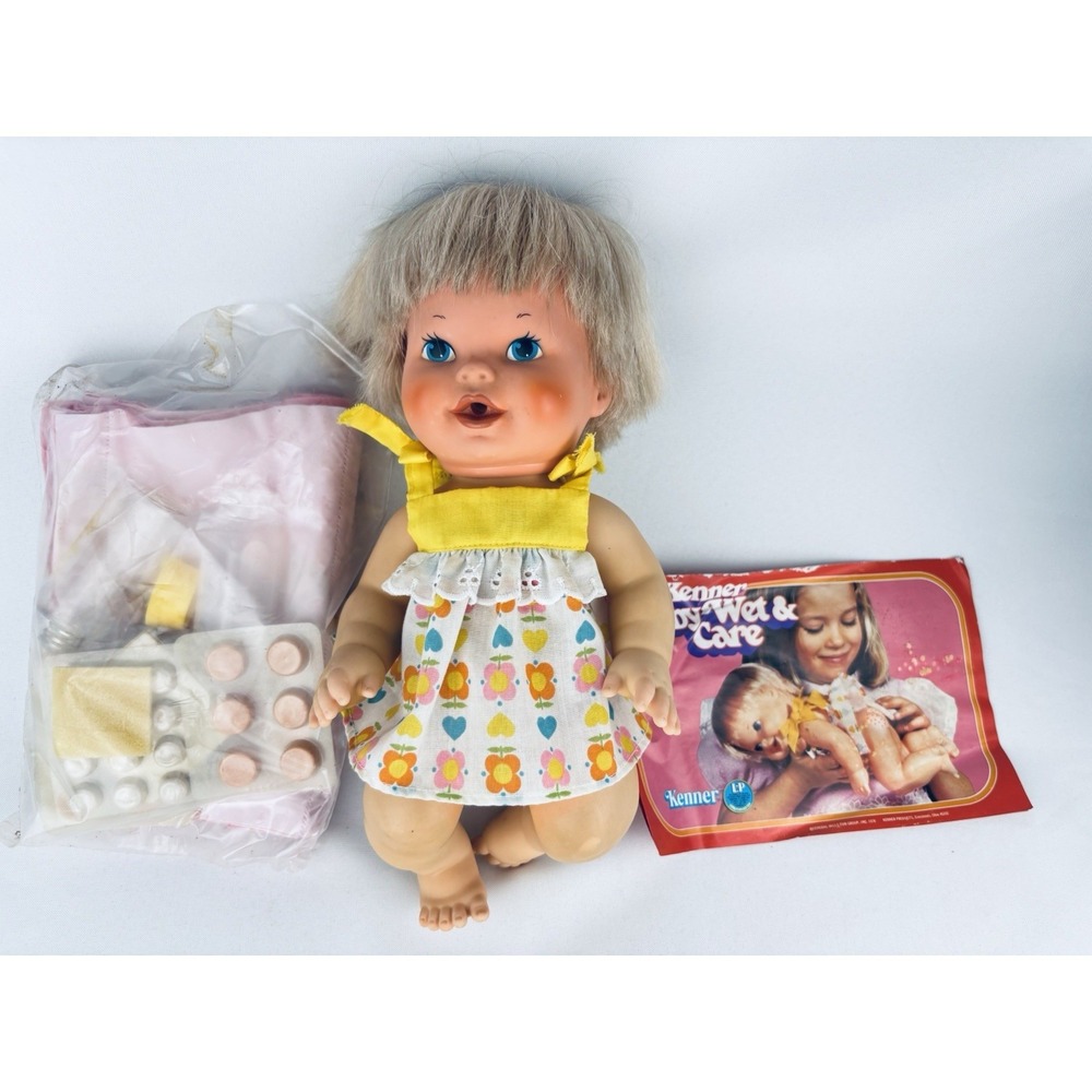 Ultra Rare Vintage 1978 Kenner Baby Wet and Care Baby Doll & Accessories